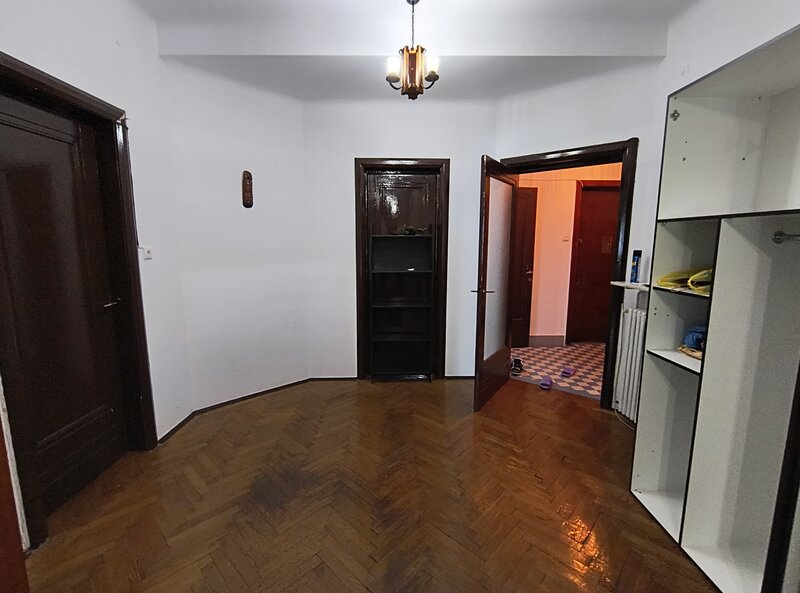 Sala Palatului- Biserica Luterana